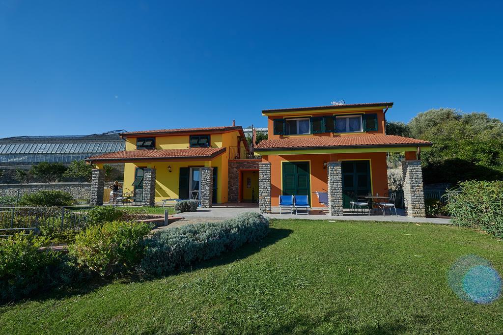 Agriturismo Le Girandole Diano Marina Eksteriør bilde