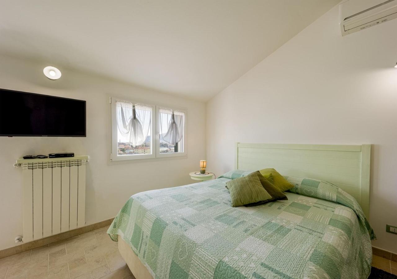 Agriturismo Le Girandole Diano Marina Eksteriør bilde